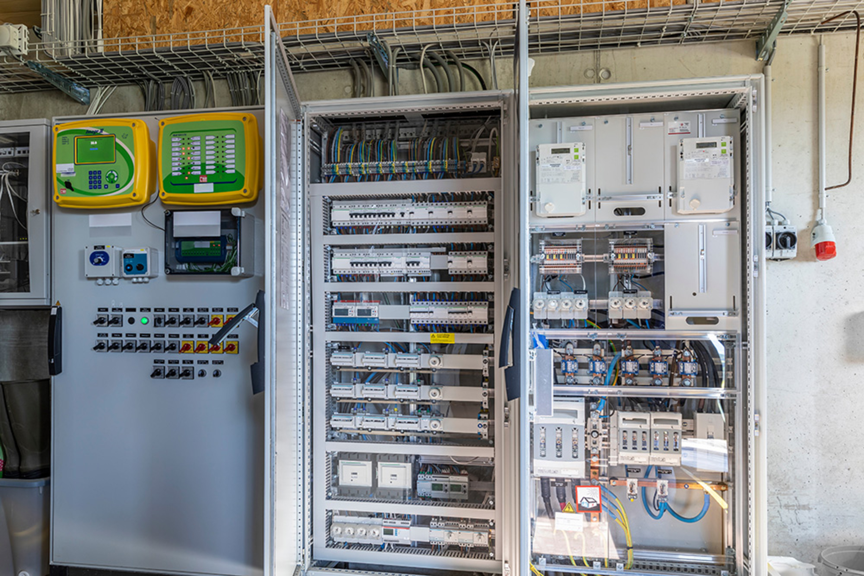Nieder­spannungs­anlagen bei Necotek Elektro- und Umwelttechnik GmbH in Uffenheim