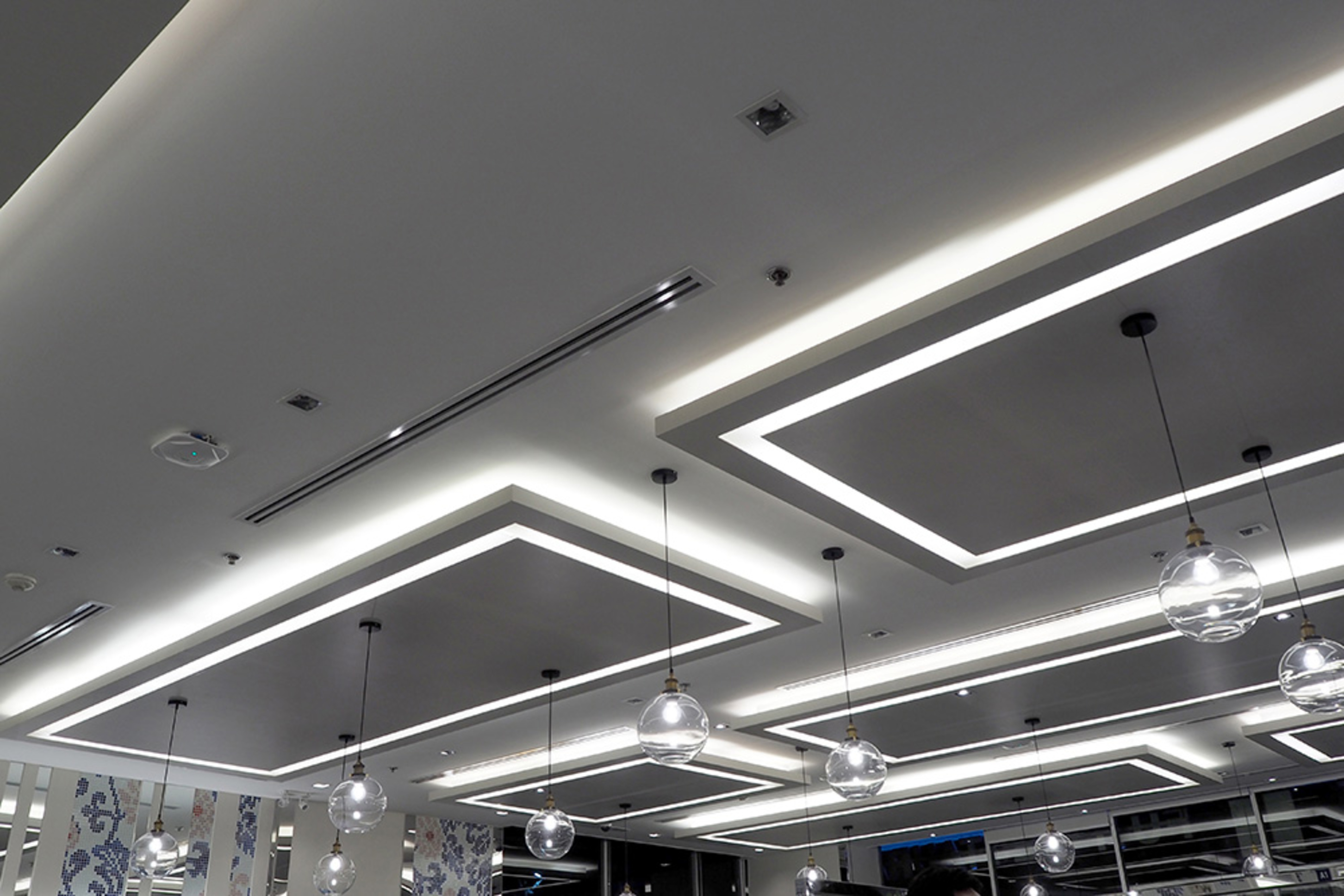 LED-Beleuchtung bei Necotek Elektro- und Umwelttechnik GmbH in Uffenheim