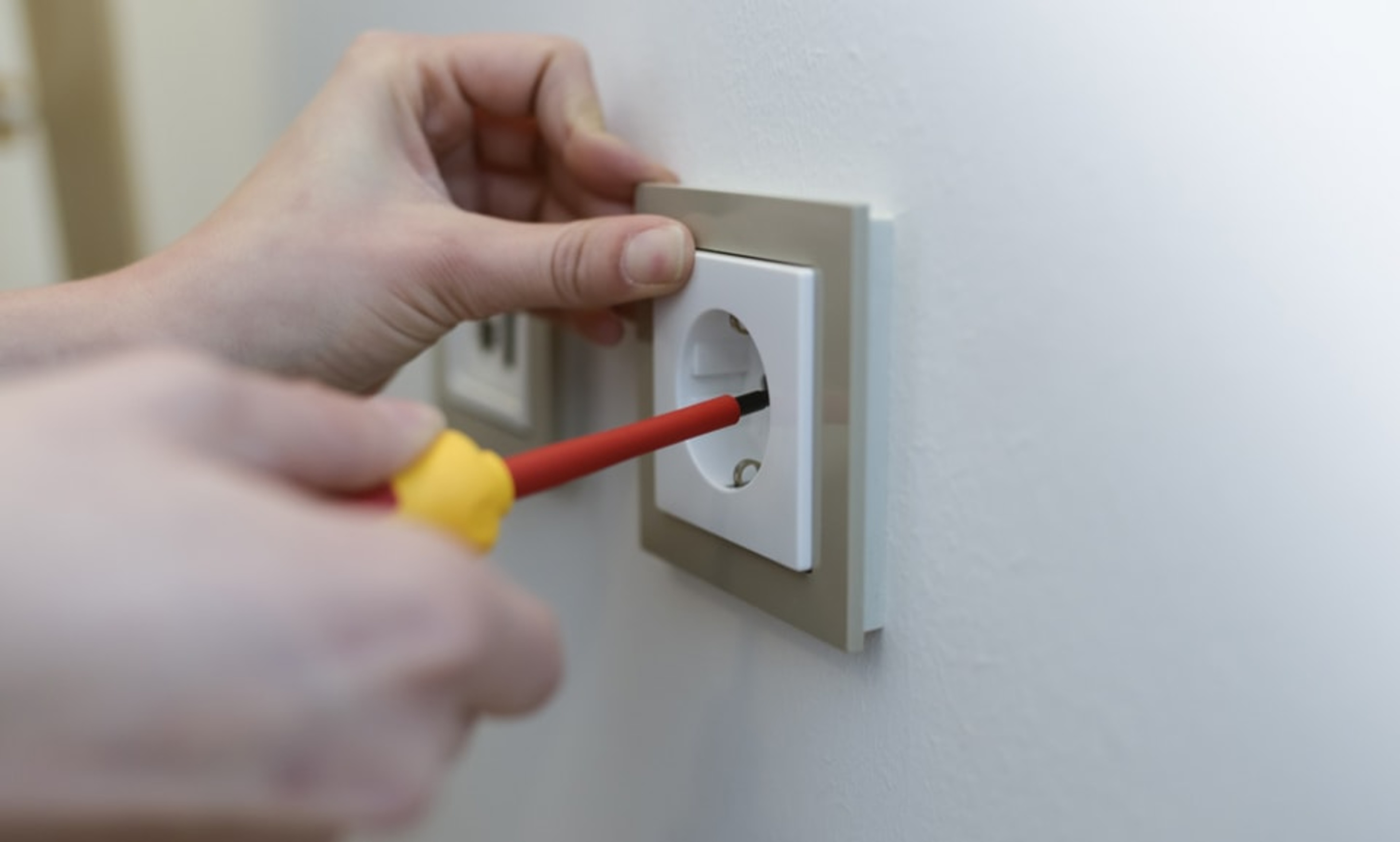 Elektro­installation bei Necotek Elektro- und Umwelttechnik GmbH in Uffenheim