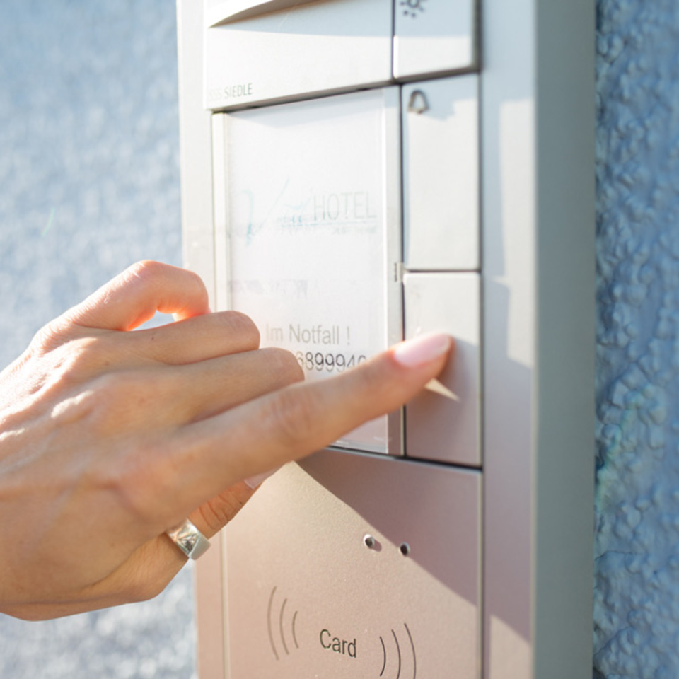 Sprech­anlagen bei Necotek Elektro- und Umwelttechnik GmbH in Uffenheim