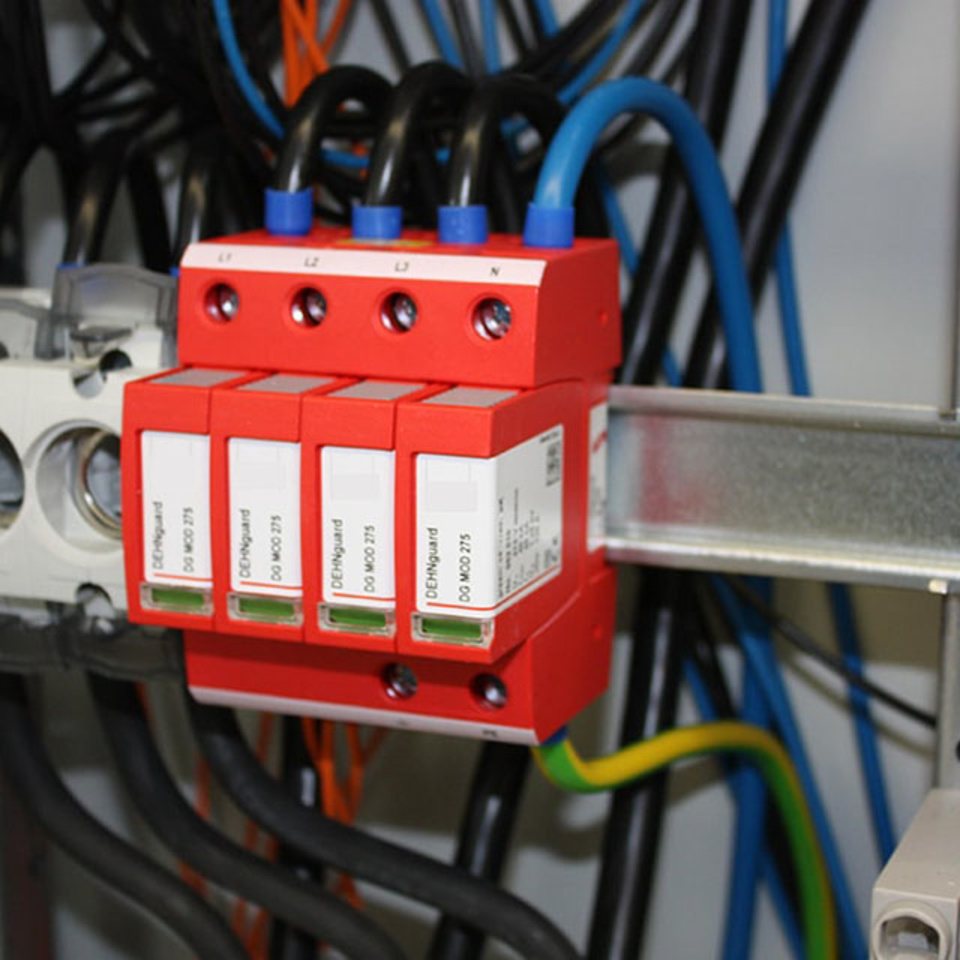 Über­spannungs­schutz bei Necotek Elektro- und Umwelttechnik GmbH in Uffenheim
