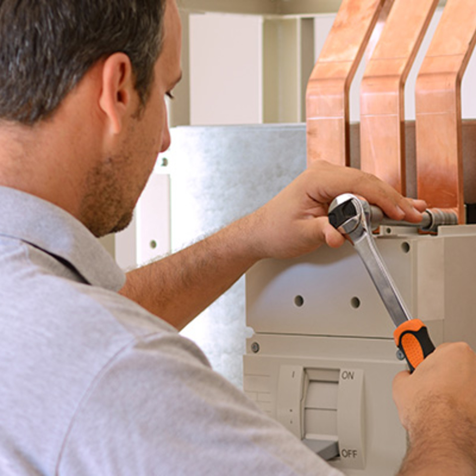 Nieder­spannungs­anlagen bei Necotek Elektro- und Umwelttechnik GmbH in Uffenheim